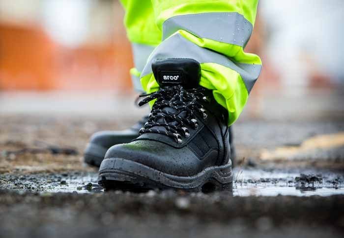 SAFETY FOOTWEAR